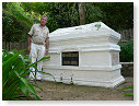 Tombe Henri Mouhot