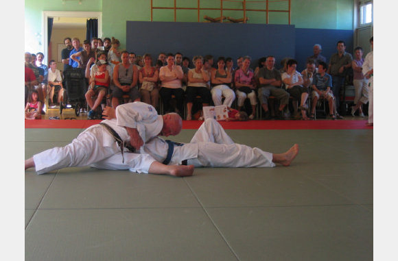 Remise des ceintures 11 juin 2006 011