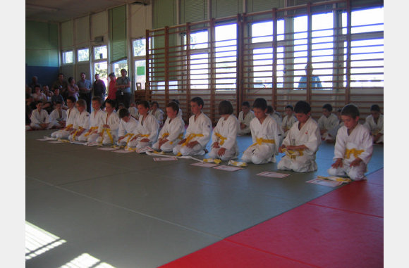 Remise des ceintures 11 juin 2006 054