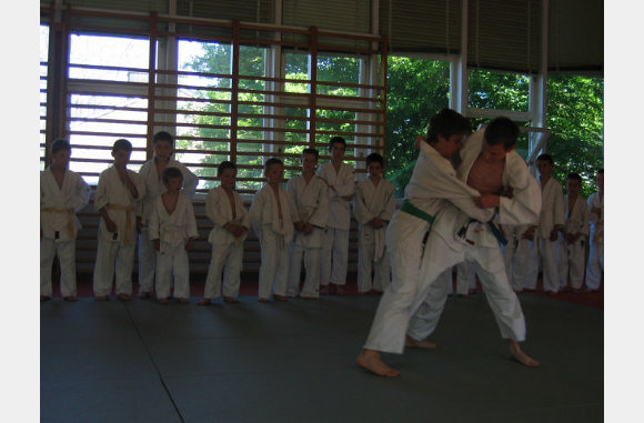 Remise des ceintures 11 juin 2006 037