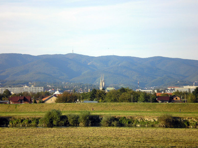PA080775